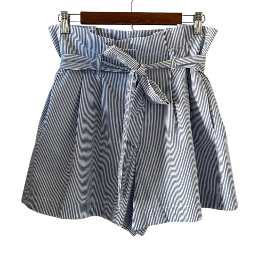 J Crew Seersucker Stripe Tie Front Shorts Size 6